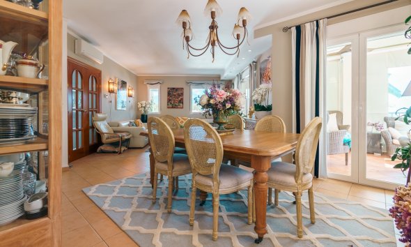 Herverkoop - Chalet / Villa -
Alfaz del Pi - Alfas del Pí