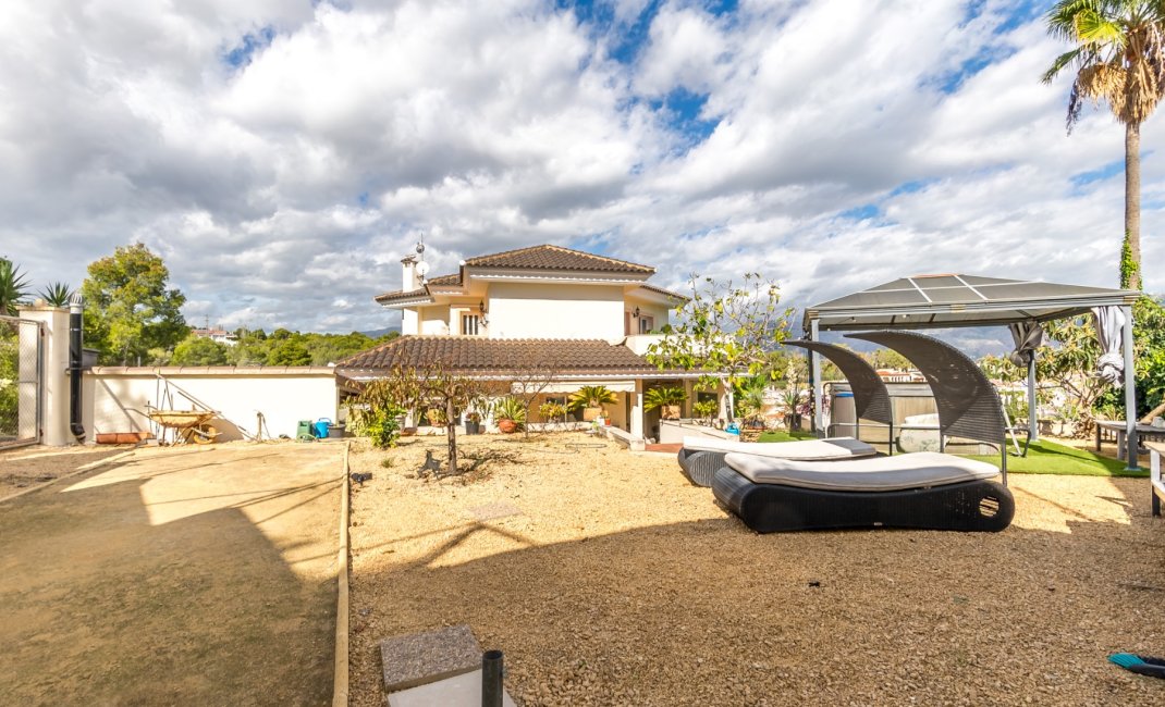 Herverkoop - Chalet / Villa -
Alfaz del Pi - Alfas del Pí