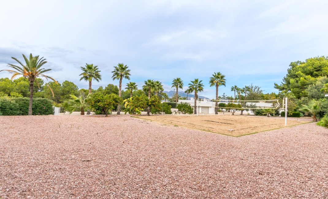 Videresalg -  Hytte / villa -
Albir