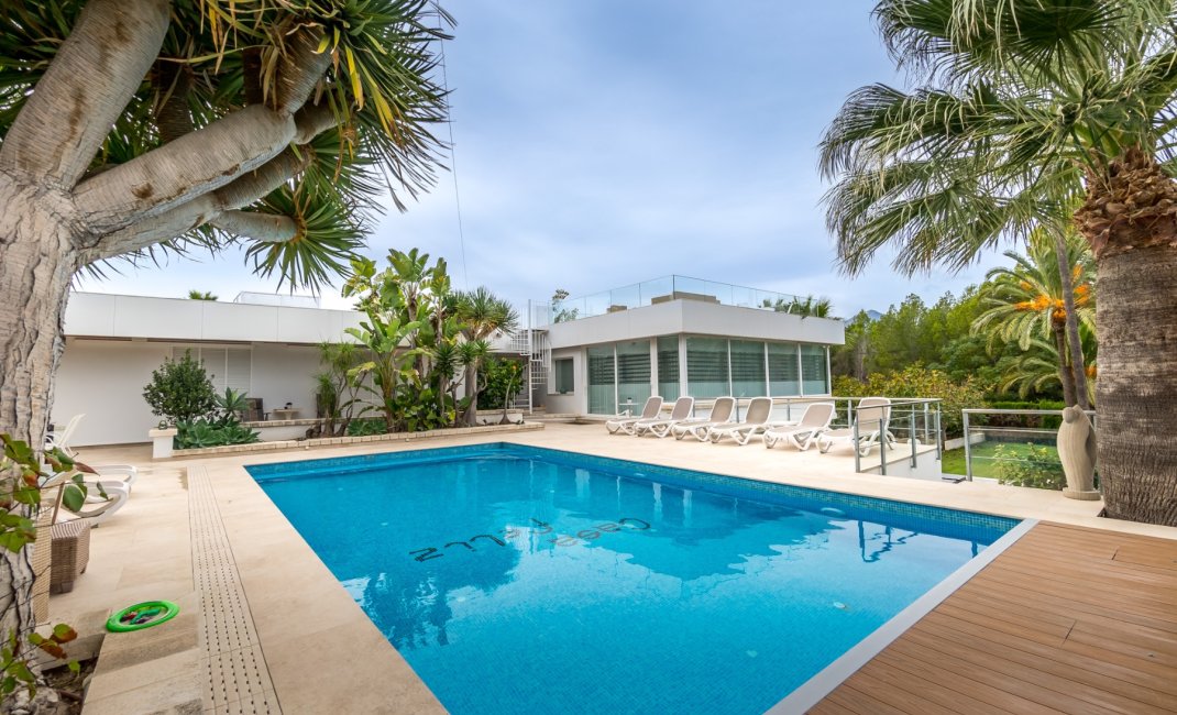 Videresalg -  Hytte / villa -
Albir