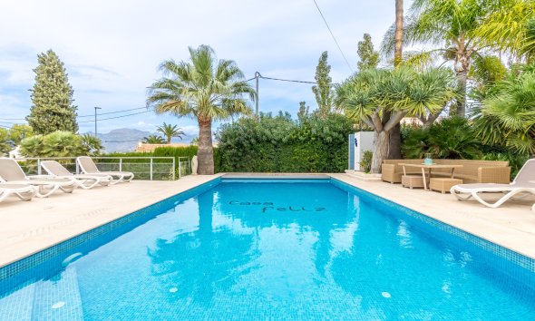 Videresalg -  Hytte / villa -
Albir