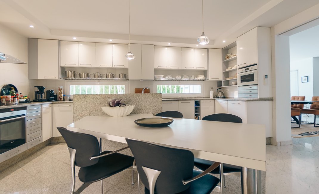 Videresalg -  Hytte / villa -
Albir