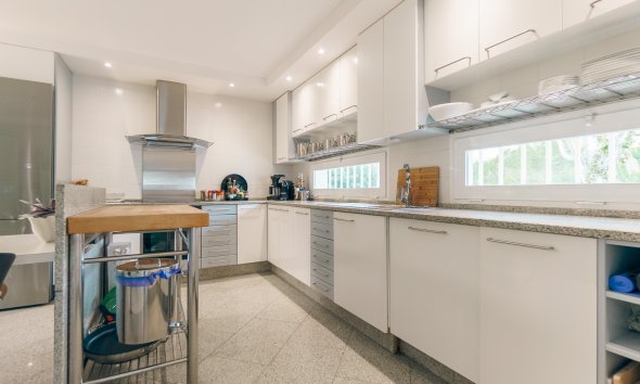 Videresalg -  Hytte / villa -
Albir