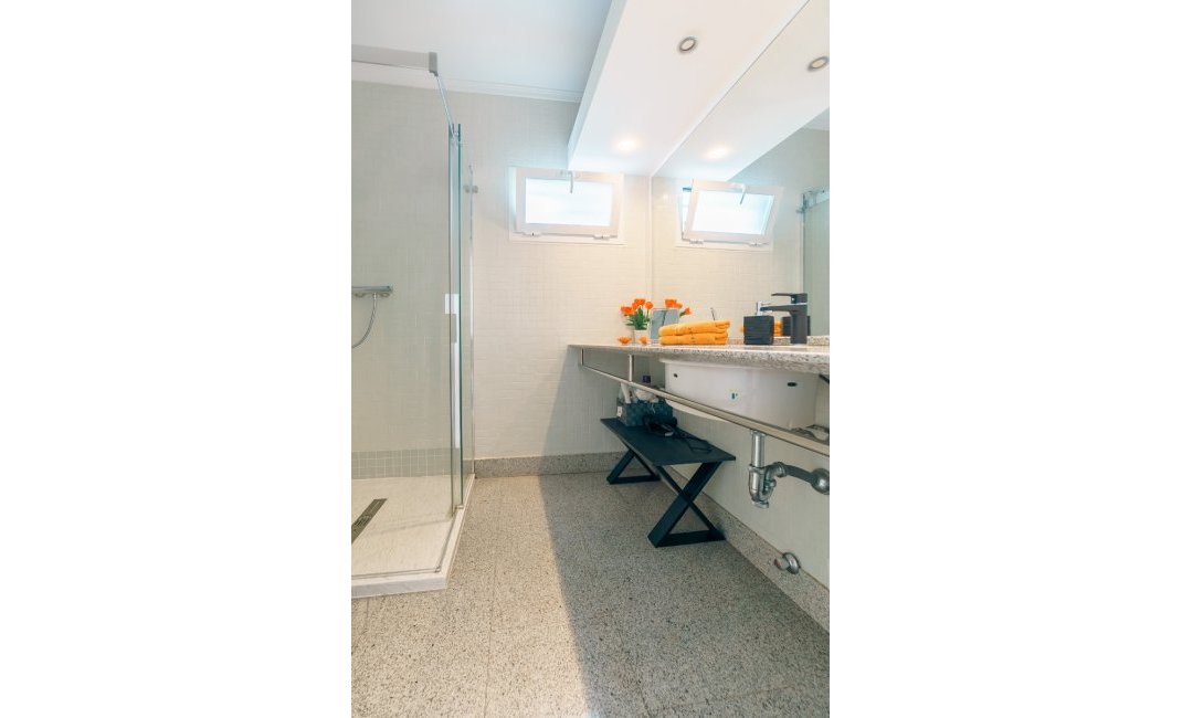 Videresalg -  Hytte / villa -
Albir