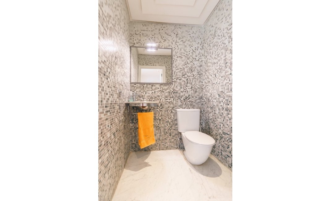 Videresalg -  Hytte / villa -
Albir