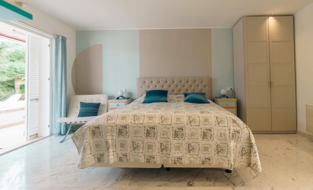 Videresalg -  Hytte / villa -
Albir