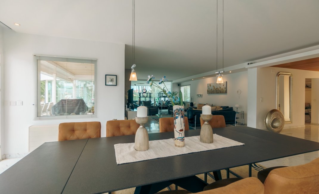 Videresalg -  Hytte / villa -
Albir