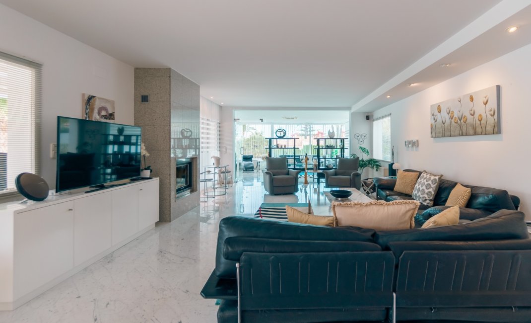 Videresalg -  Hytte / villa -
Albir