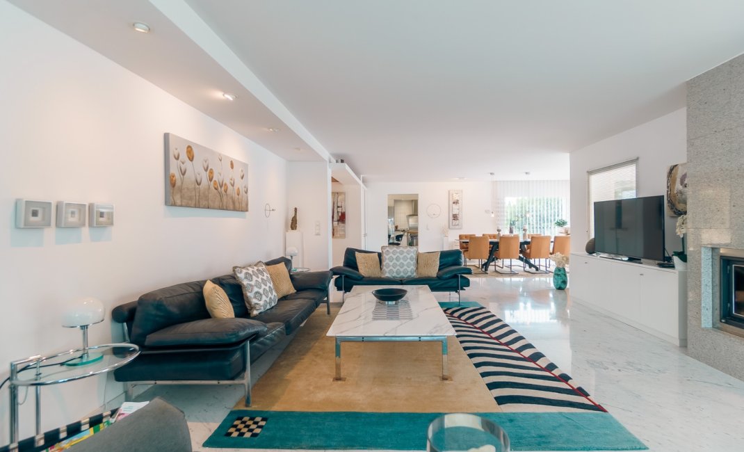 Videresalg -  Hytte / villa -
Albir