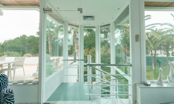 Videresalg -  Hytte / villa -
Albir