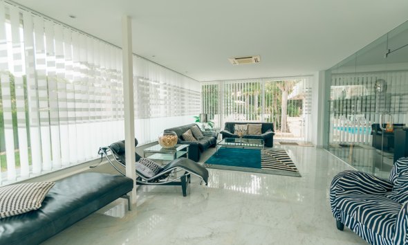 Videresalg -  Hytte / villa -
Albir