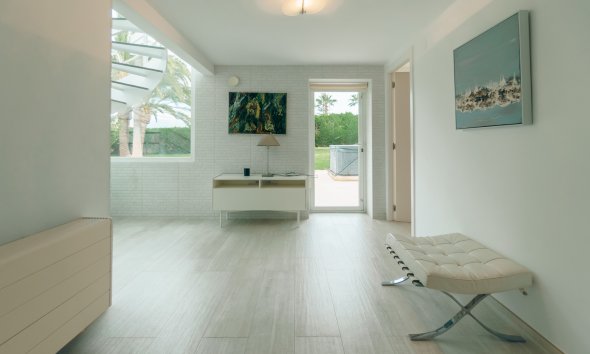 Videresalg -  Hytte / villa -
Albir