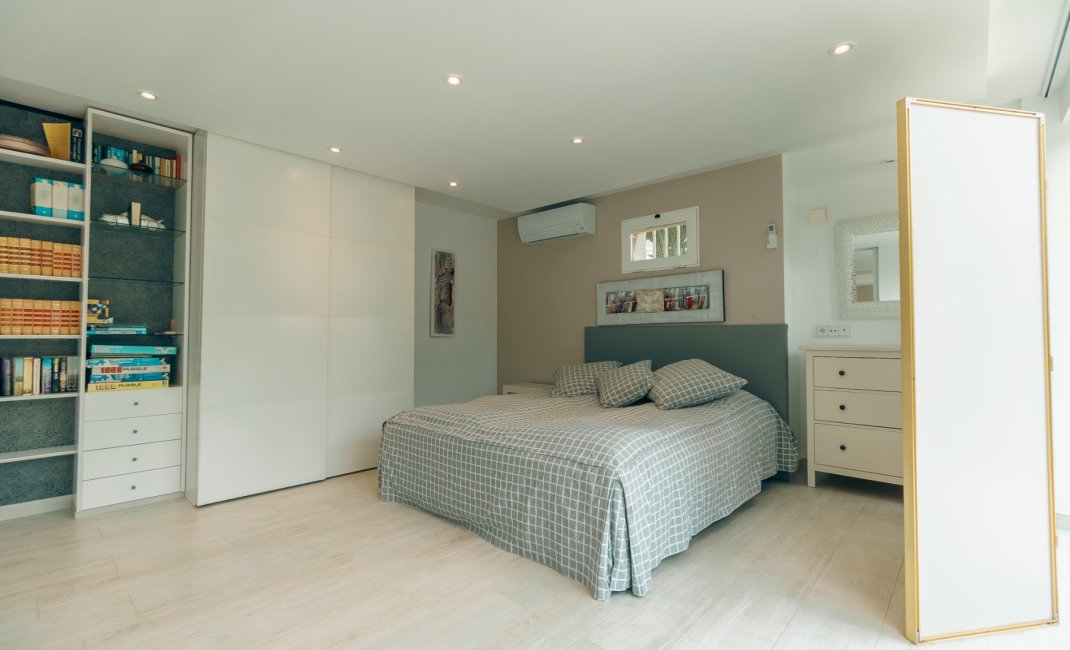 Videresalg -  Hytte / villa -
Albir