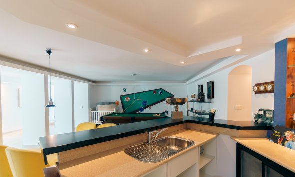 Videresalg -  Hytte / villa -
Albir