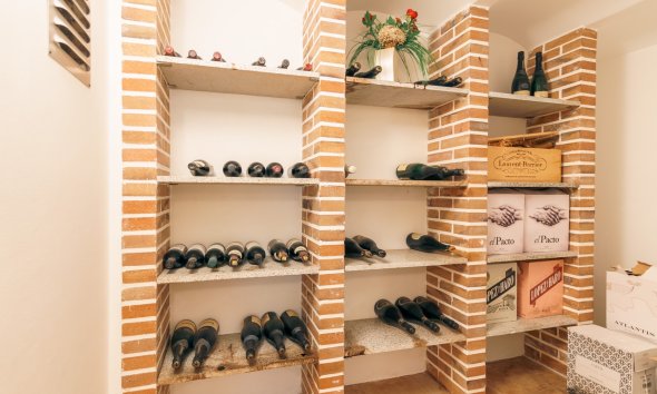 Videresalg -  Hytte / villa -
Albir