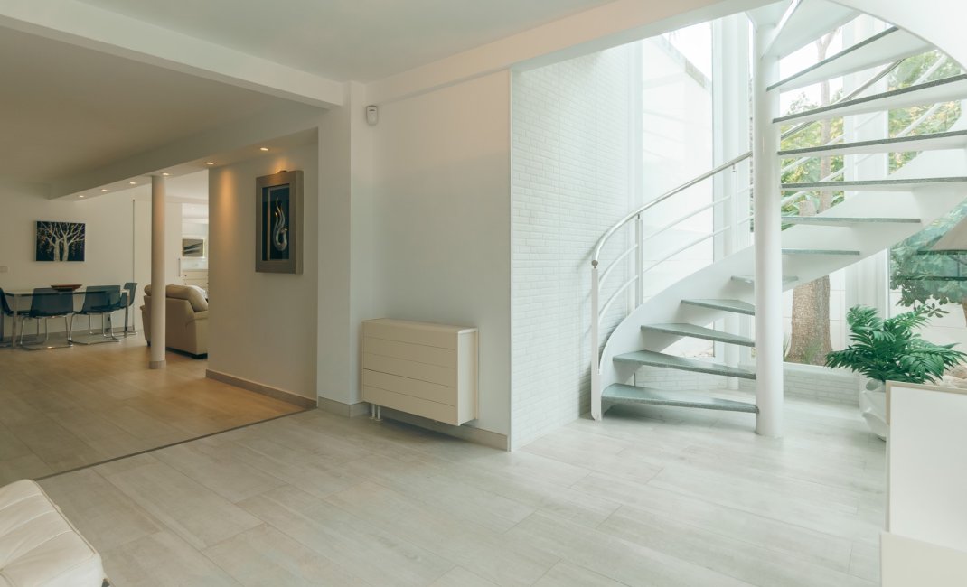 Videresalg -  Hytte / villa -
Albir