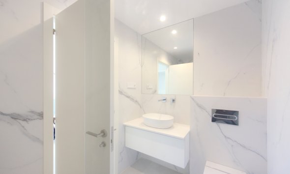 Videresalg -  Hytte / villa -
Albir