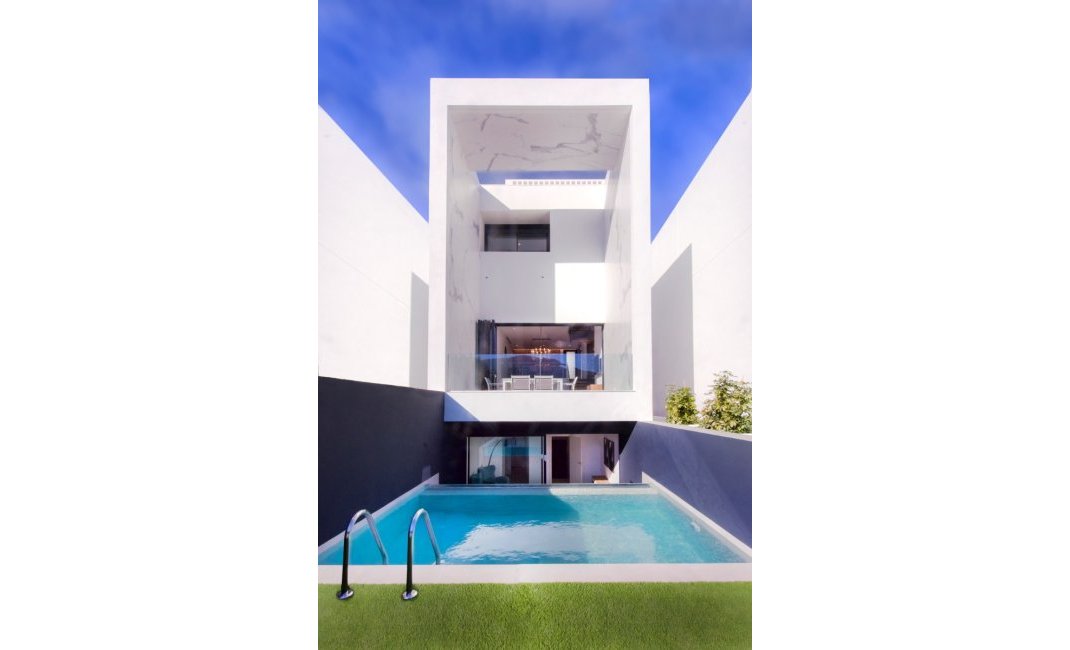 Videresalg -  Hytte / villa -
Albir