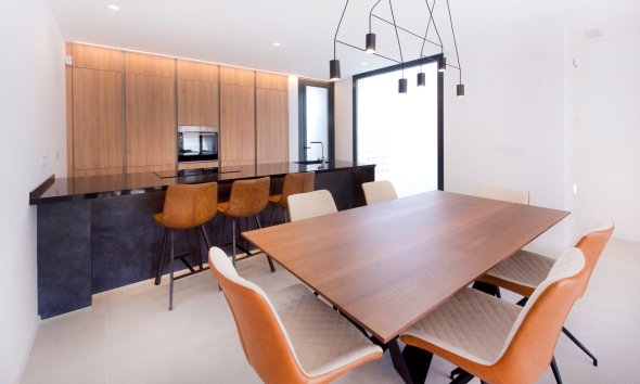 Videresalg -  Hytte / villa -
Albir