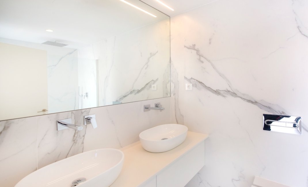 Videresalg -  Hytte / villa -
Albir