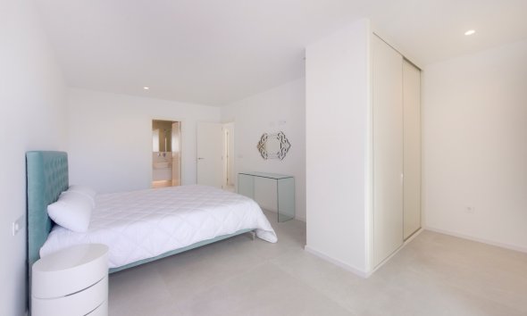 Videresalg -  Hytte / villa -
Albir