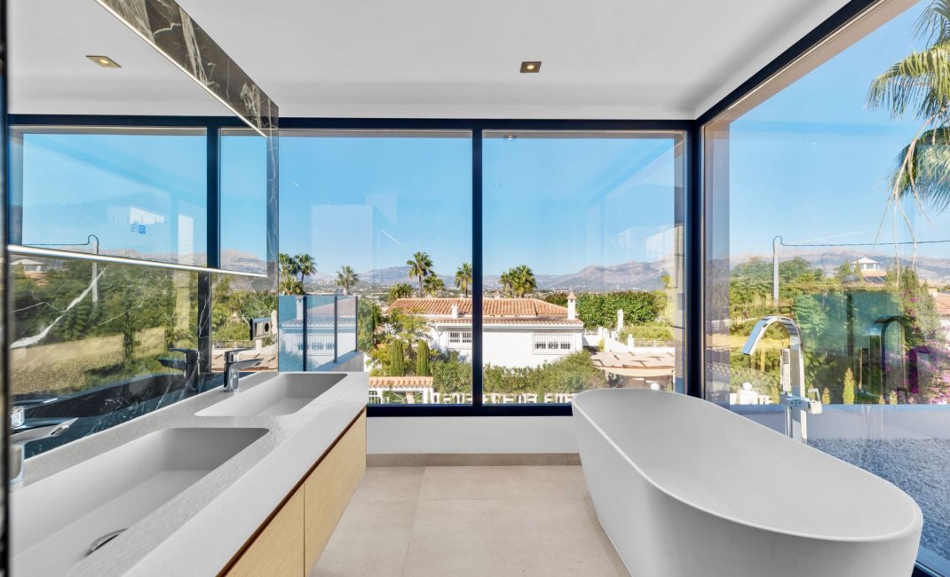 Obra nueva - Chalet / Villa  -
Albir