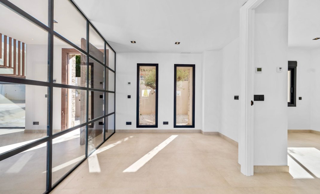 Obra nueva - Chalet / Villa  -
Albir