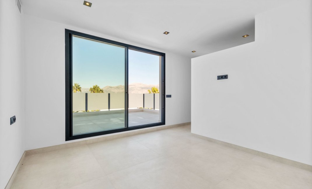 Obra nueva - Chalet / Villa  -
Albir