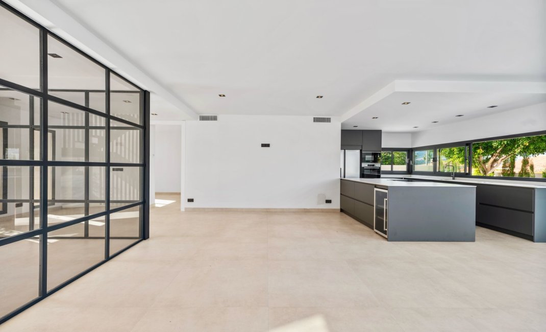 Obra nueva - Chalet / Villa  -
Albir