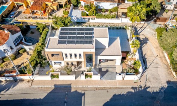 Obra nueva - Chalet / Villa  -
Albir