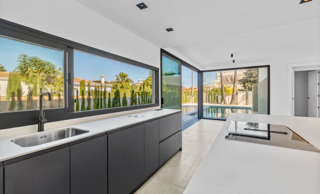 Obra nueva - Chalet / Villa  -
Albir