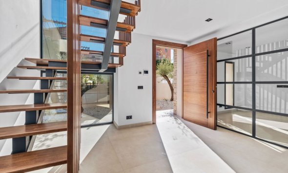 Obra nueva - Chalet / Villa  -
Albir