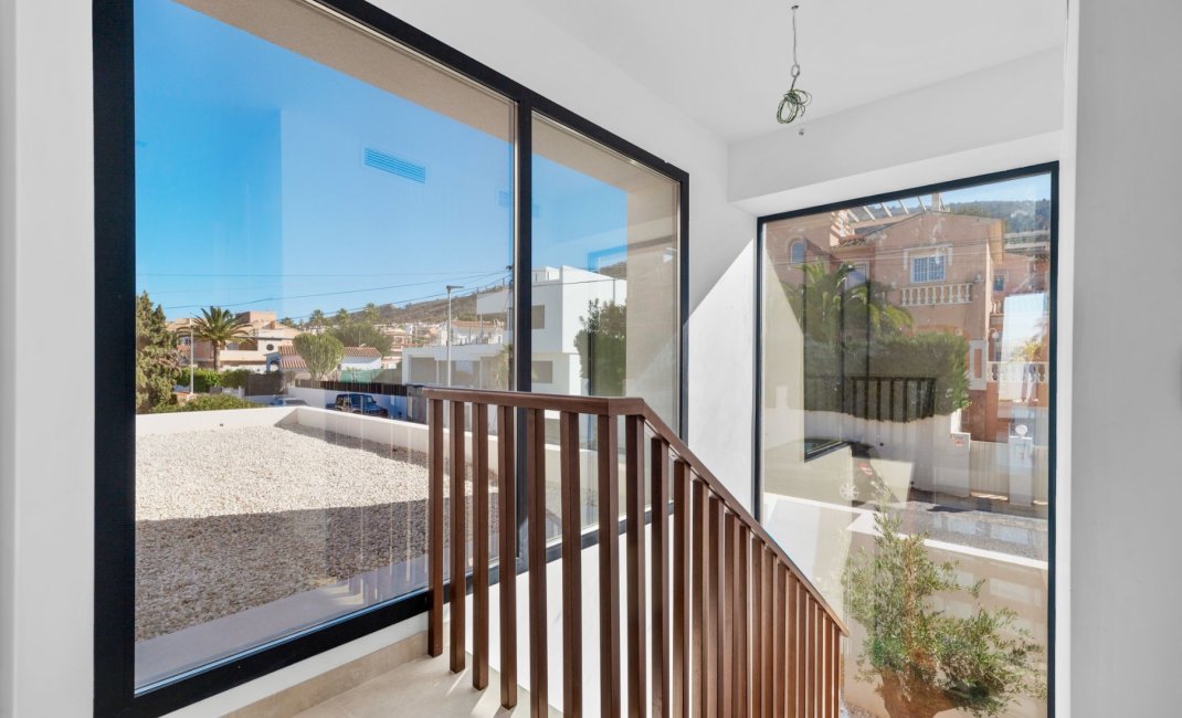 Obra nueva - Chalet / Villa  -
Albir