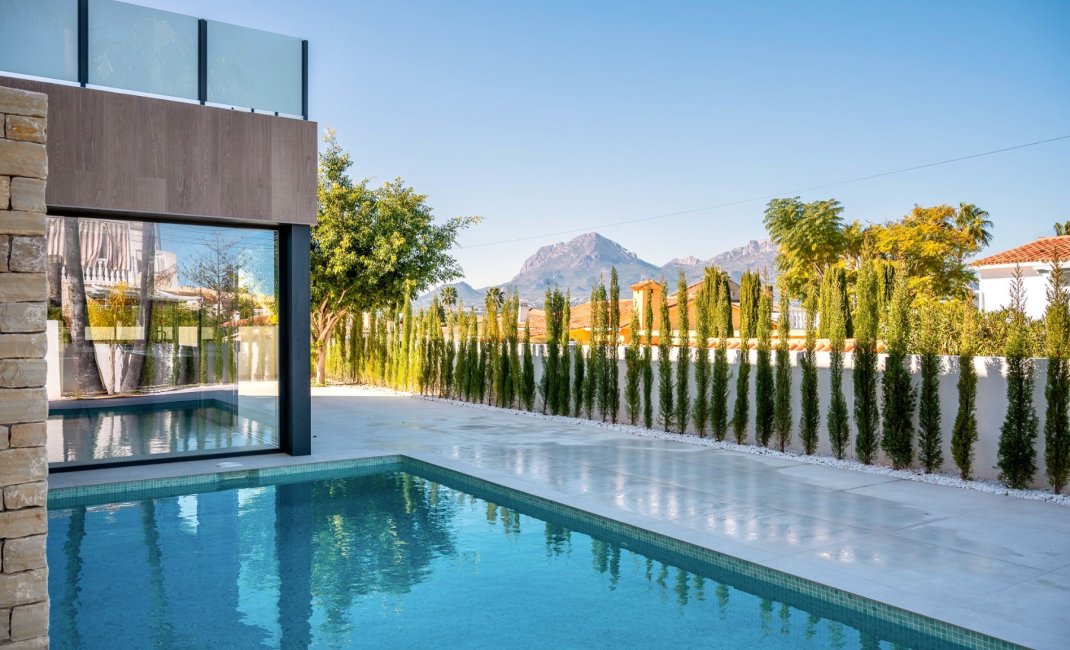 Obra nueva - Chalet / Villa  -
Albir