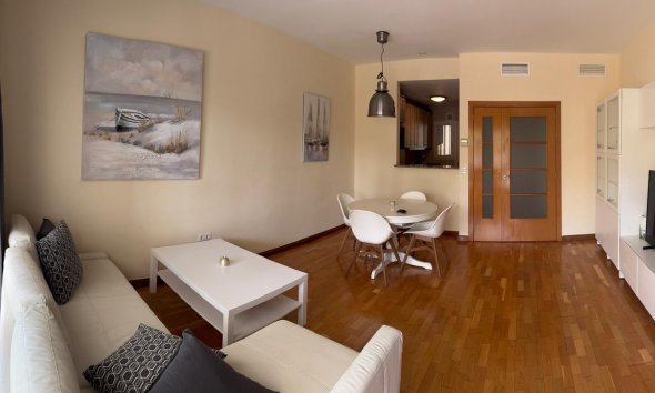 Reventa - Apartamento / piso -
Albir