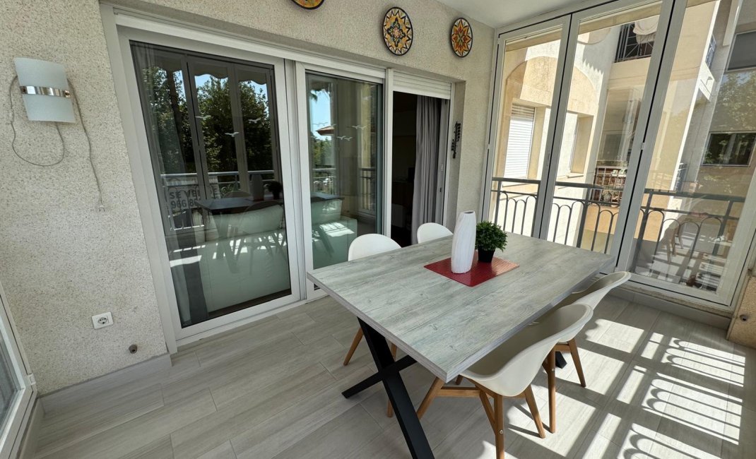 Reventa - Apartamento / piso -
Albir