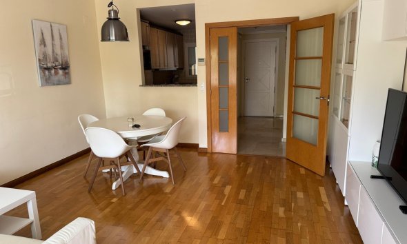Reventa - Apartamento / piso -
Albir