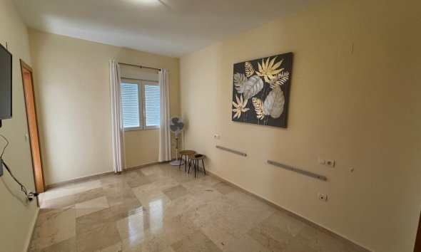 Reventa - Apartamento / piso -
Albir