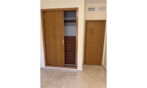 Reventa - Apartamento / piso -
Albir