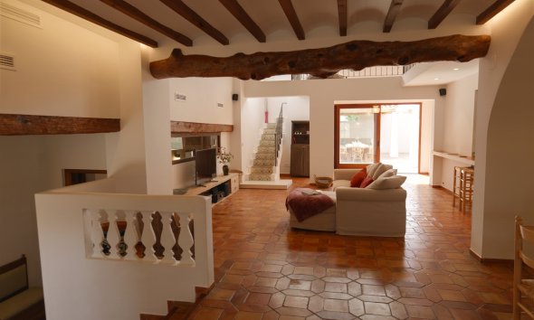 Resale -  Chalet / Villa -
Alfaz del Pi - Alfas del Pí