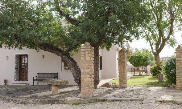 Resale -  Chalet / Villa -
Alfaz del Pi - Alfas del Pí