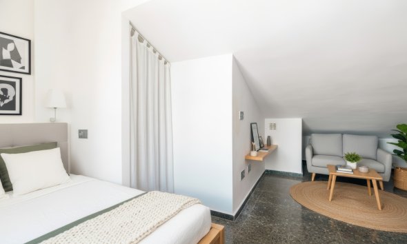 Reventa - Ático -
Altea