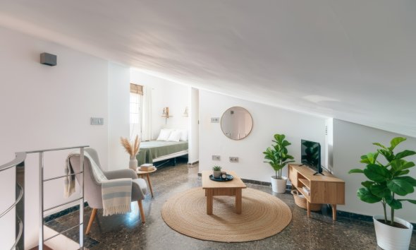 Reventa - Ático -
Altea