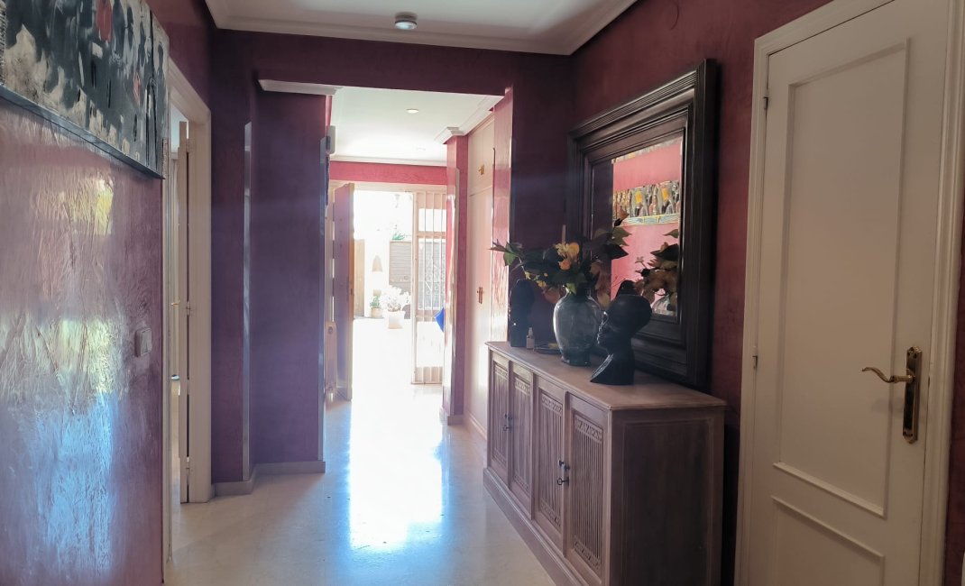 Reventa - Chalet / Villa  -
Benidorm