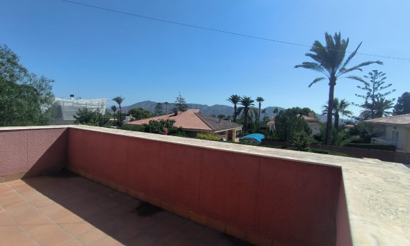 Reventa - Chalet / Villa  -
Benidorm