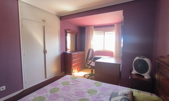 Reventa - Chalet / Villa  -
Benidorm