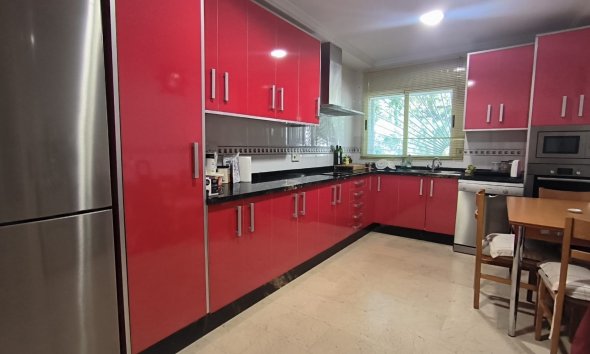 Reventa - Chalet / Villa  -
Benidorm