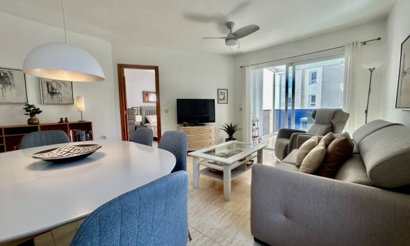 Reventa - Apartamento / piso -
Albir