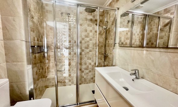 Reventa - Apartamento / piso -
Albir