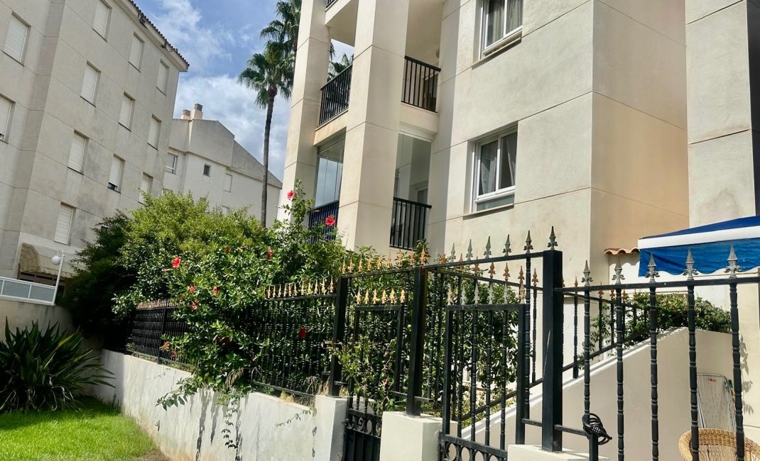 Reventa - Apartamento / piso -
Albir